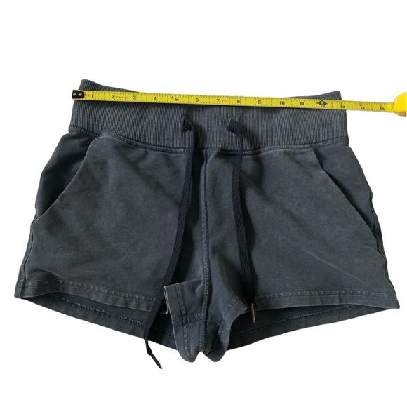 Lululemon Loop Back Short Black Gray Women’s Size 4 - Picture 5 of 6